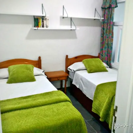 Ocean Breeze Faro Apartment *